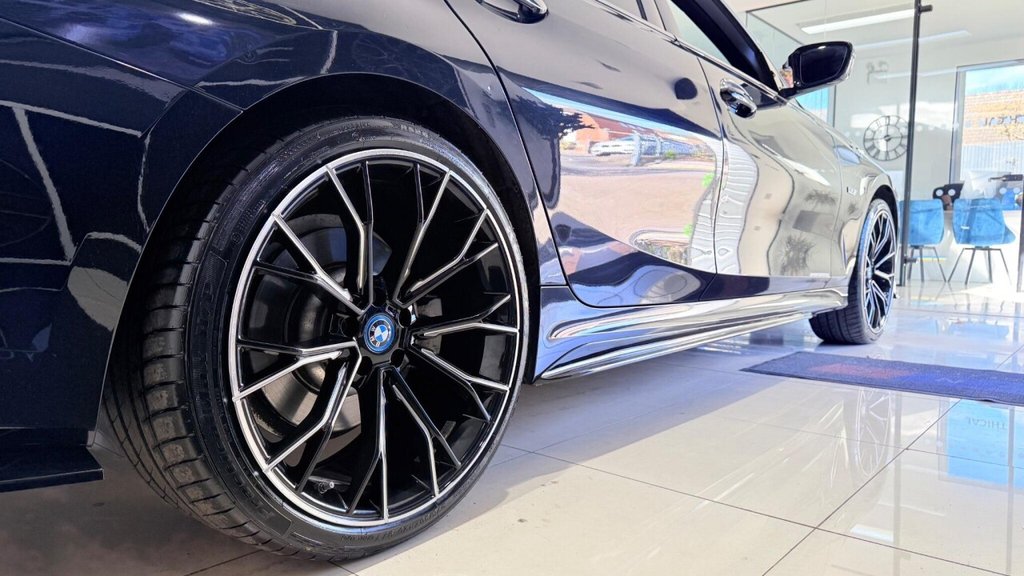 Used BMW 3 Series 2022 for sale - 77920101: Photo 11