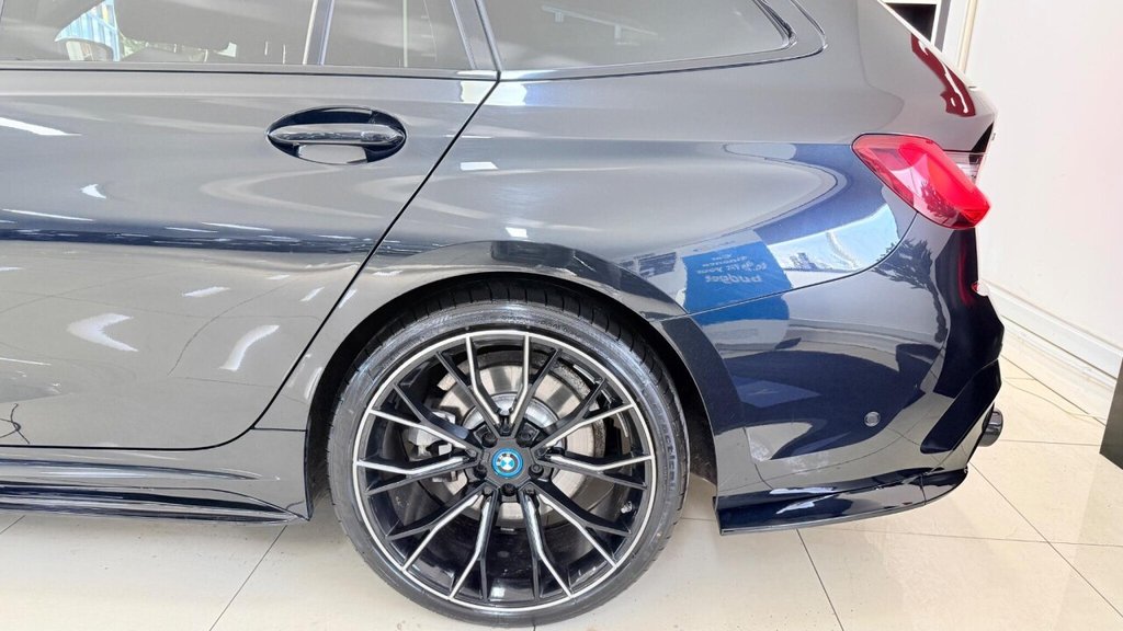 Used BMW 3 Series 2022 for sale - 77920101: Photo 39
