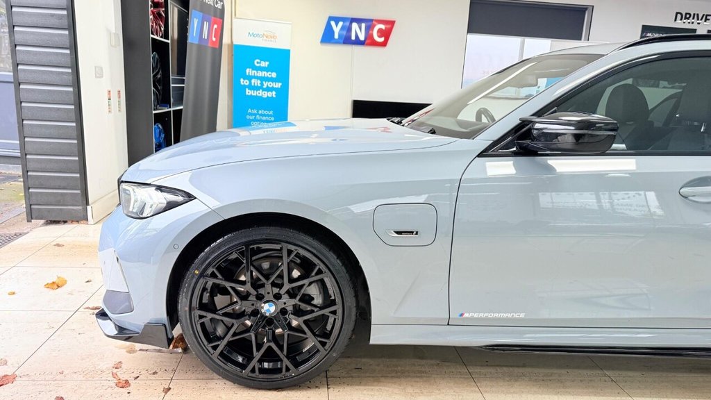 Used BMW 3 Series 2022 for sale - 76470557: Photo 30