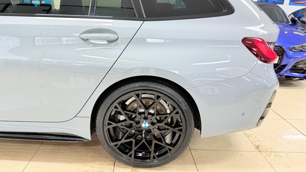 Used BMW 3 Series 2022 for sale - 76470557: Photo 31