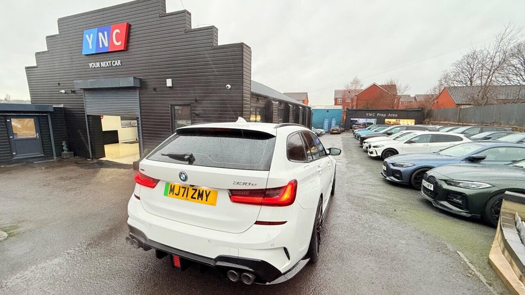 Used BMW 3 Series 2021 for sale - 77276014: Photo 2