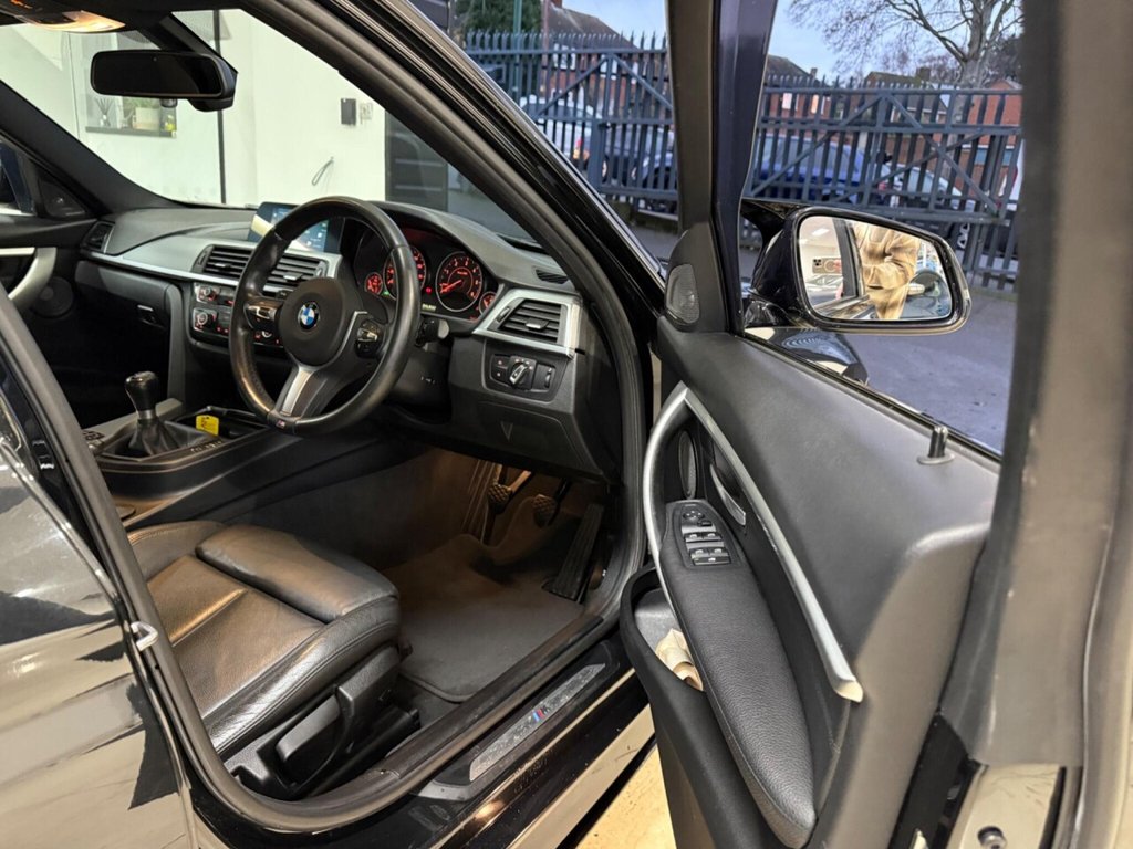 Used BMW 3 Series 2018 for sale - 76973743: Photo 10