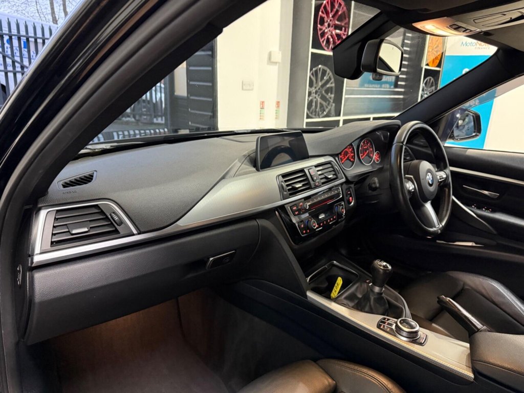 Used BMW 3 Series 2018 for sale - 76973743: Photo 43