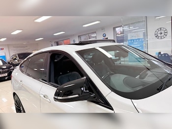 Used BMW 3 Series Gran Turismo 2017 for sale - 77383893: Photo