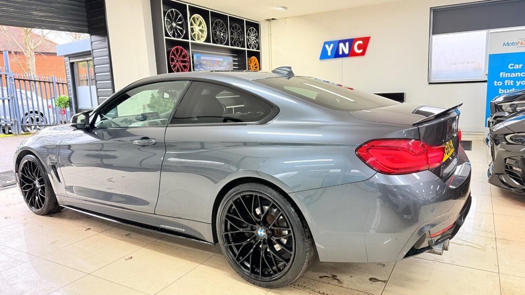 Used BMW 4 Series 2018 for sale - 77572065: Photo 2