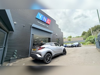 Used Toyota C-HR 2017 for sale - 75488062: Photo