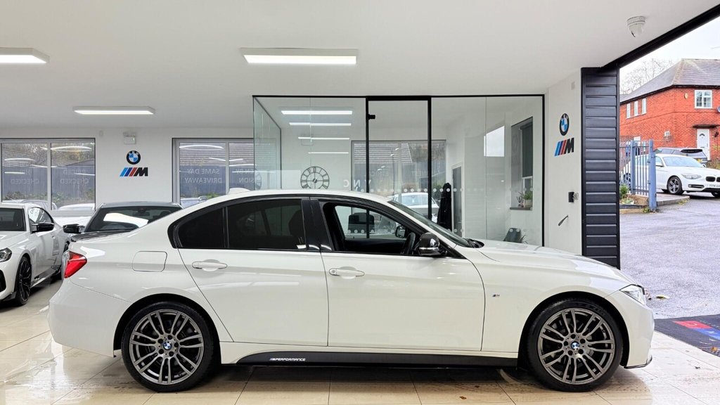 Used BMW 3 Series 2014 for sale - 76559451: Photo 2