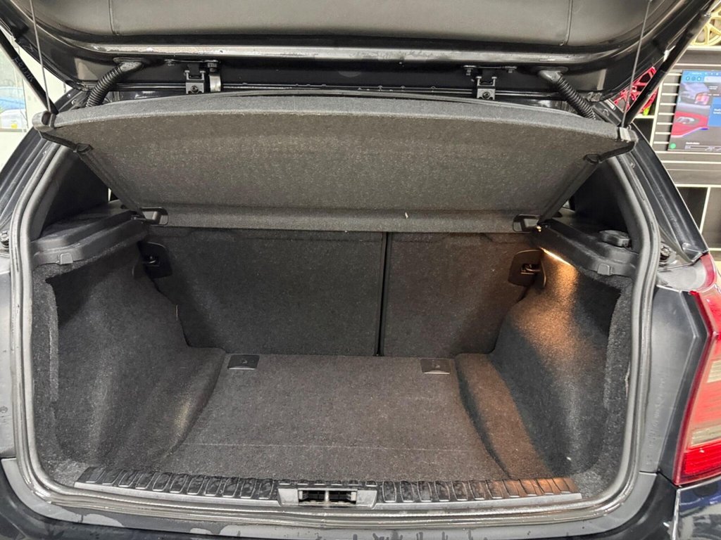 Used BMW 1 Series 2011 for sale - 77287975: Photo 21