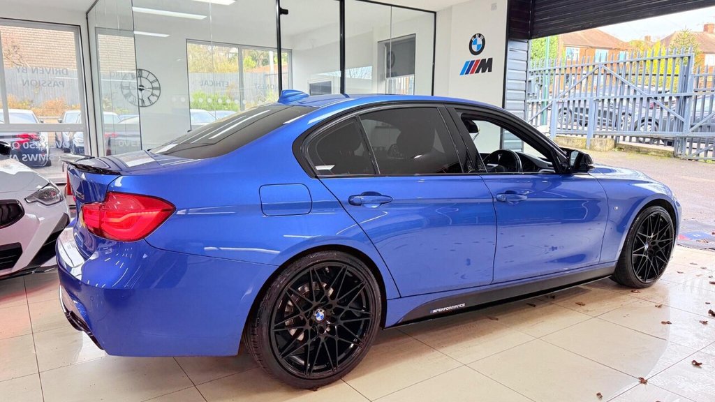 Used BMW 3 Series 2018 for sale - 76740695: Photo 38