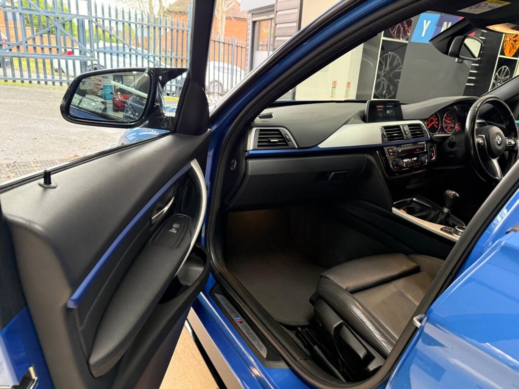 Used BMW 3 Series 2018 for sale - 76740695: Photo 8