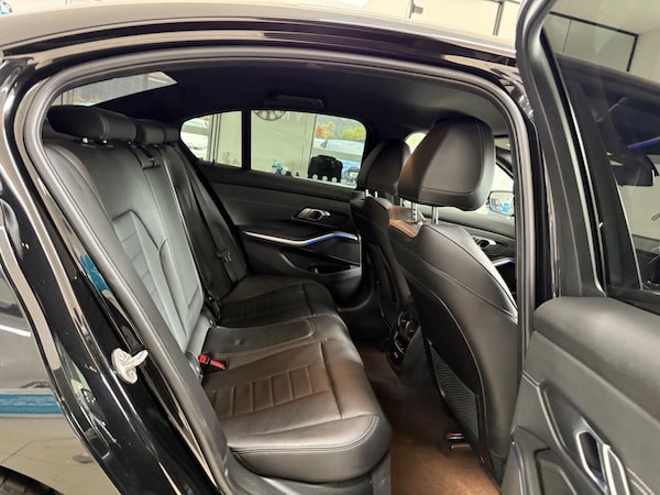 Used BMW 3 Series 2021 for sale - 75753234: Photo 29