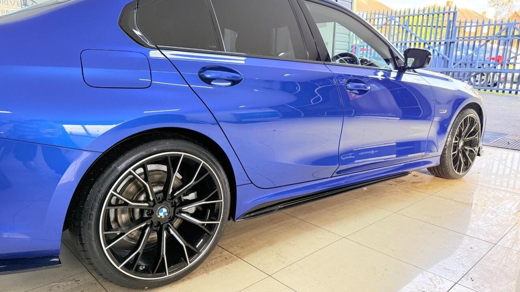 Used BMW 3 Series 2021 for sale - 76642437: Photo 18