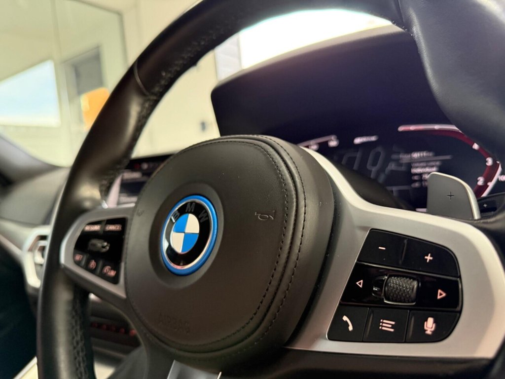 Used BMW 3 Series 2021 for sale - 76642437: Photo 32