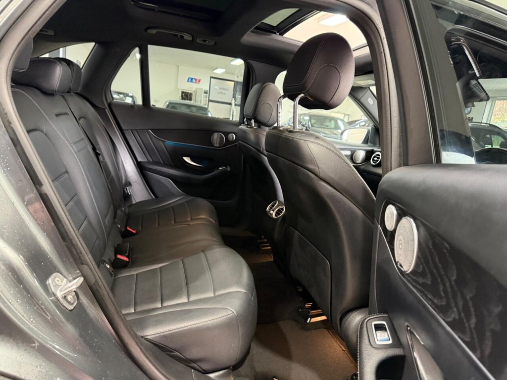 Used Mercedes-Benz GLC 2019 for sale - 78017511: Photo 25