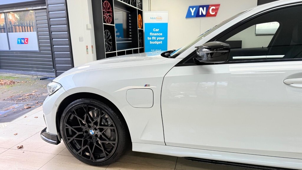 Used BMW 3 Series 2020 for sale - 76910396: Photo 11