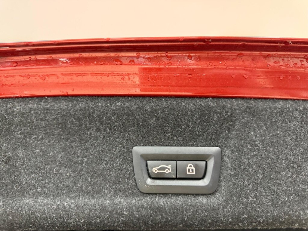 Used BMW 3 Series 2021 for sale - 76867952: Photo 32