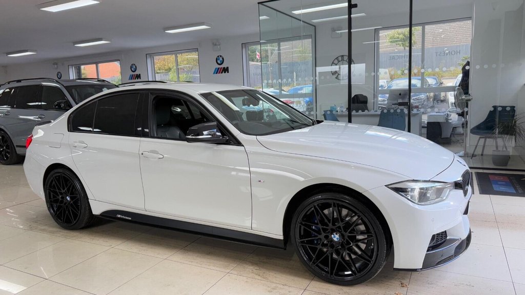 Used BMW 3 Series 2015 for sale - 76406195: Photo 3