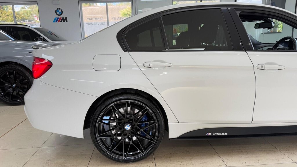 Used BMW 3 Series 2015 for sale - 76406195: Photo 38