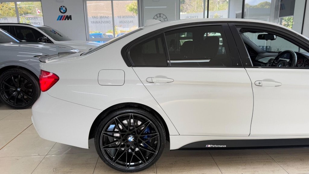 Used BMW 3 Series 2015 for sale - 76406195: Photo 40