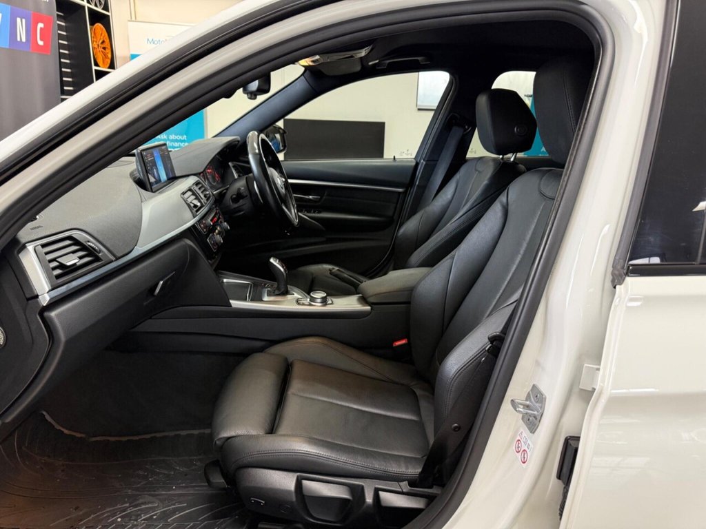 Used BMW 3 Series 2018 for sale - 76632354: Photo 3