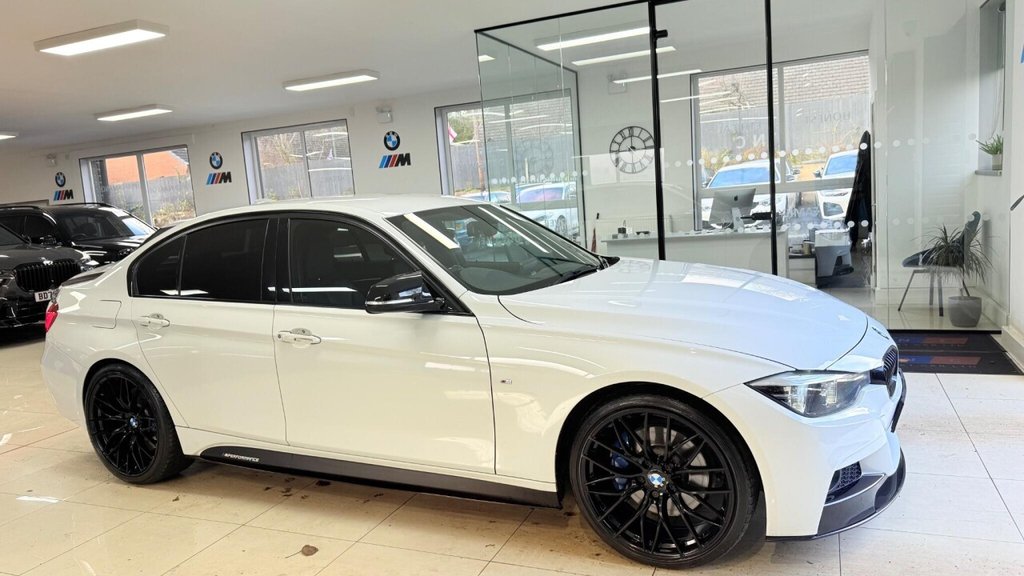 Used BMW 3 Series 2018 for sale - 76632354: Photo 4