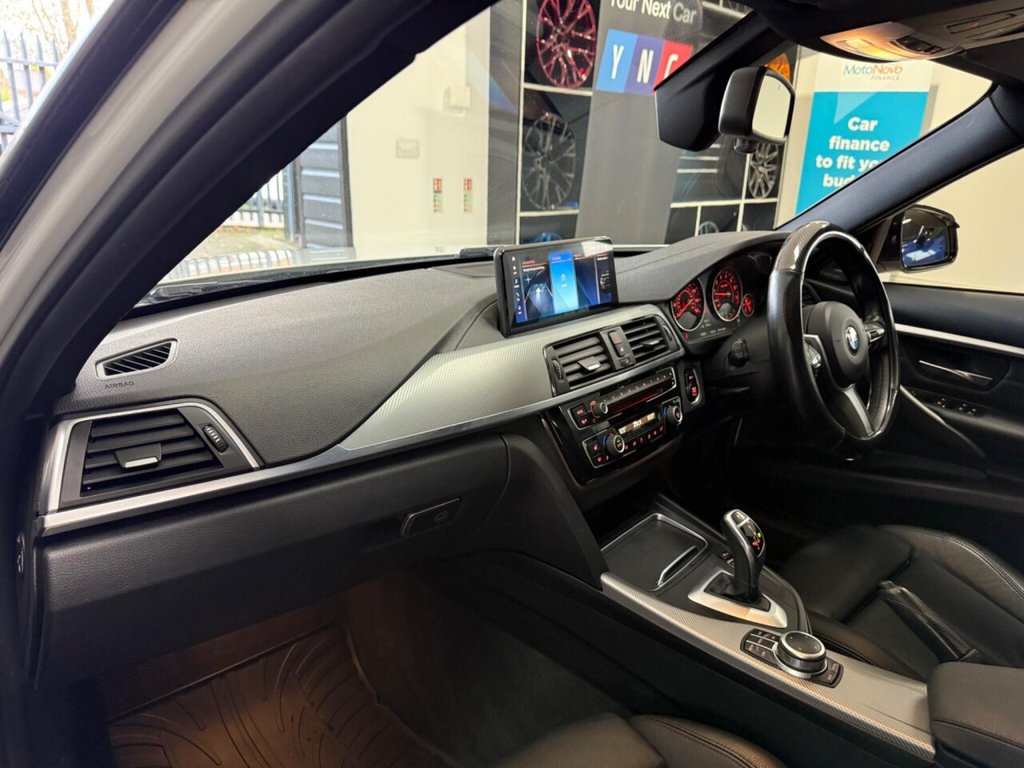 Used BMW 3 Series 2018 for sale - 76632354: Photo 43