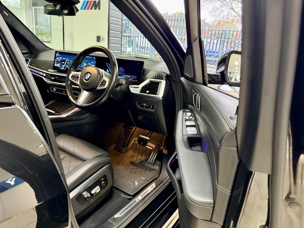 Used BMW X7 2022 for sale - 77031126: Photo 12