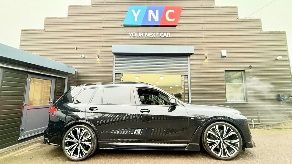 Used BMW X7 2022 for sale - 77031126: Photo 9