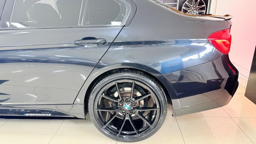 Used BMW 3 Series 2018 for sale - 77911094: Photo 31