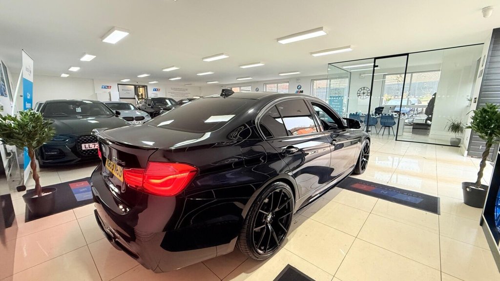 Used BMW 3 Series 2018 for sale - 77911094: Photo 36