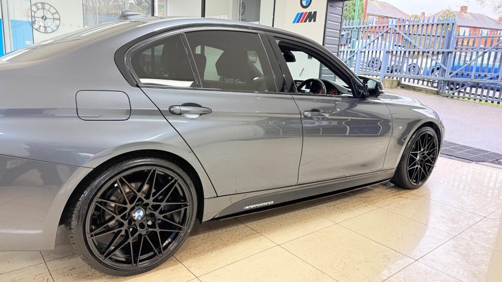 Used BMW 3 Series 2018 for sale - 77341728: Photo 11