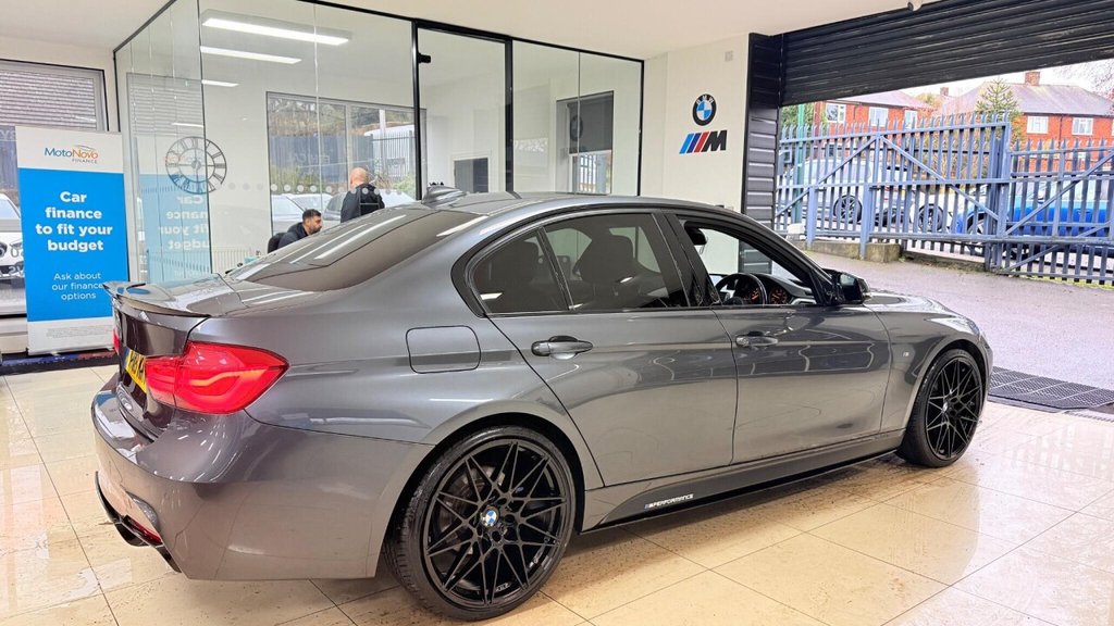 Used BMW 3 Series 2018 for sale - 77341728: Photo 38