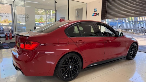 Used BMW 3 Series 2015 for sale - 76202372: Photo 1