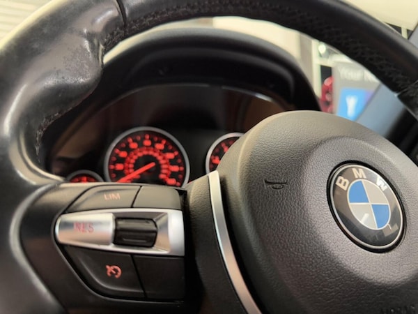 Used BMW 3 Series 2015 for sale - 76202372: Photo 23