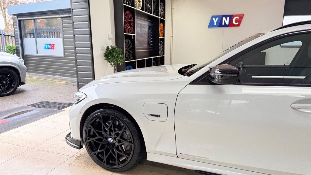 Used BMW 3 Series 2021 for sale - 77609180: Photo 9