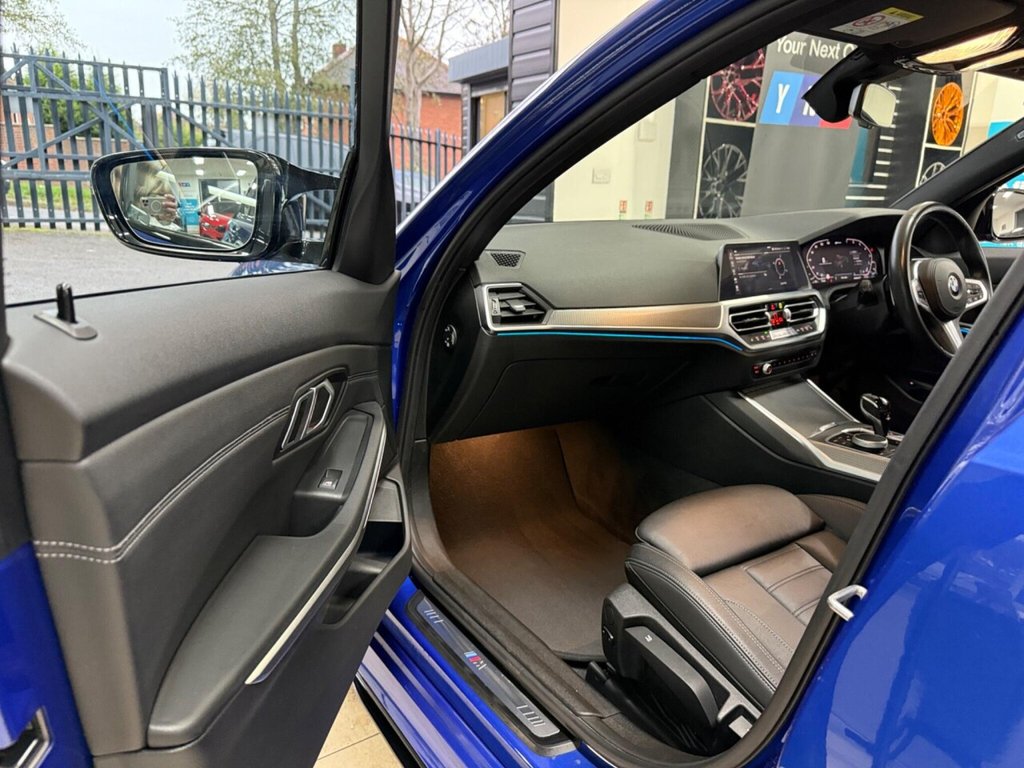 Used BMW 3 Series 2021 for sale - 76470237: Photo 9