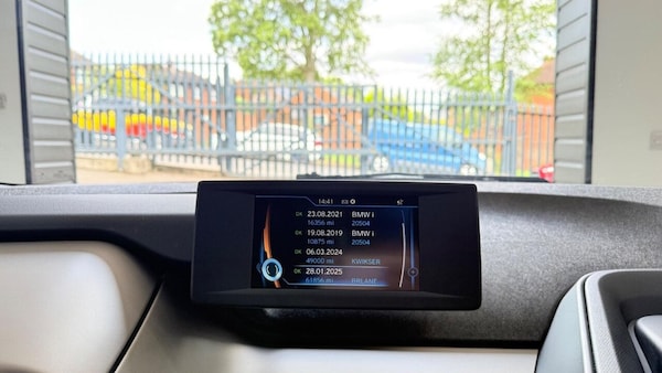 Used BMW i3 2017 for sale - 74845217: Photo 21