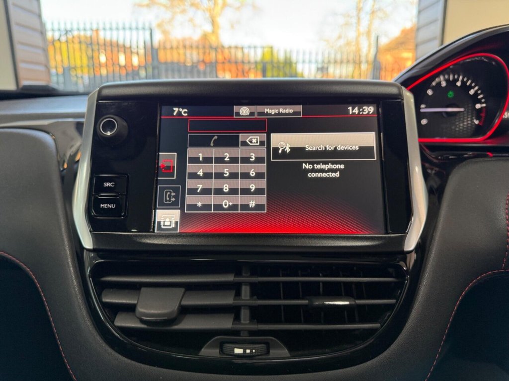 Used Peugeot 208 2015 for sale - 76642447: Photo 18