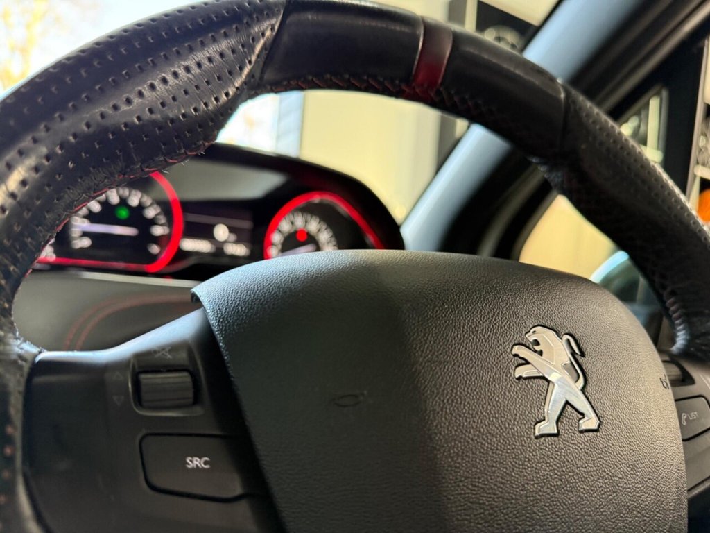 Used Peugeot 208 2015 for sale - 76642447: Photo 24