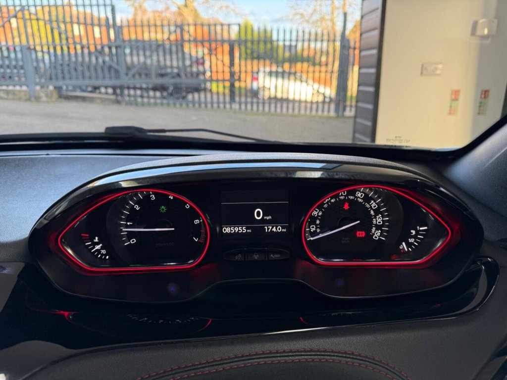 Used Peugeot 208 2015 for sale - 76642447: Photo 25