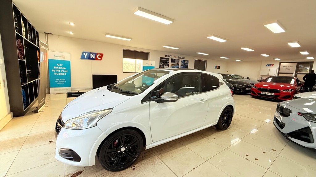 Used Peugeot 208 2015 for sale - 76642447: Photo 6