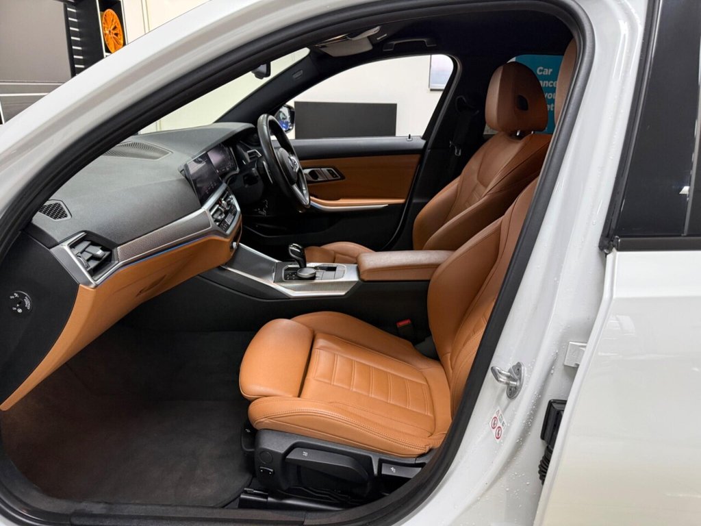 Used BMW 3 Series 2021 for sale - 77546935: Photo 3