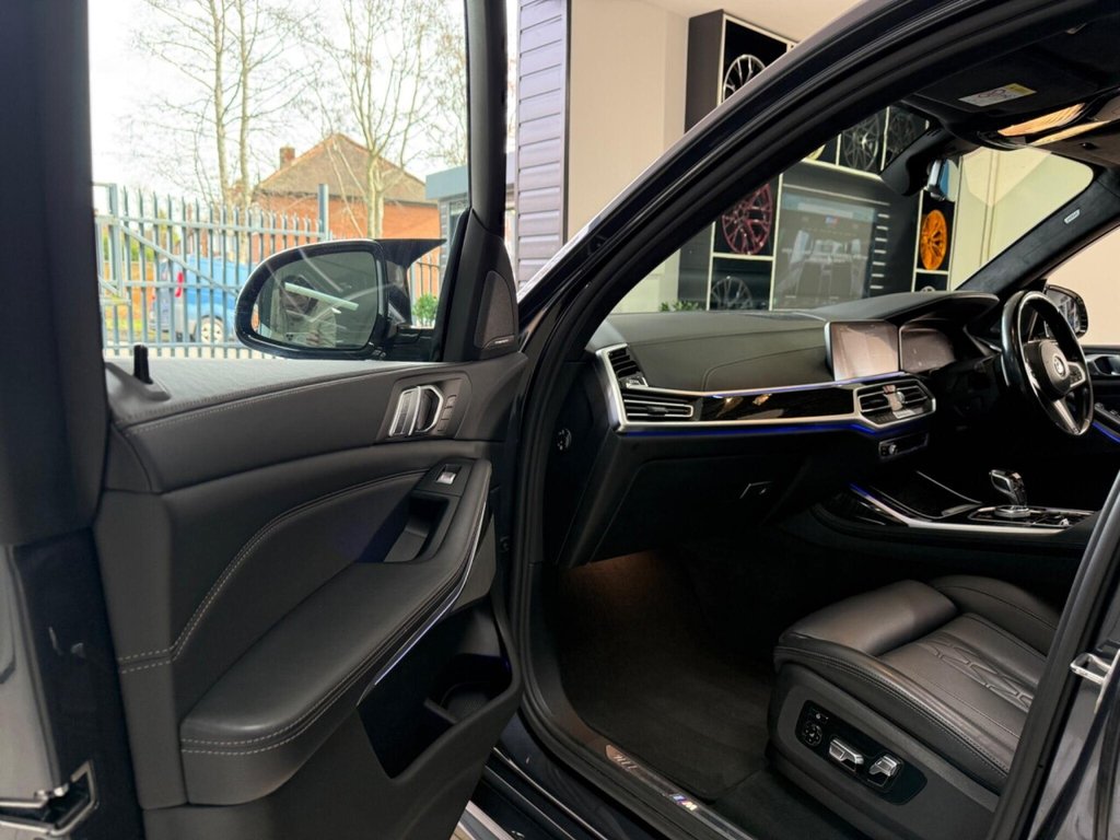 Used BMW X7 2021 for sale - 77583479: Photo 17