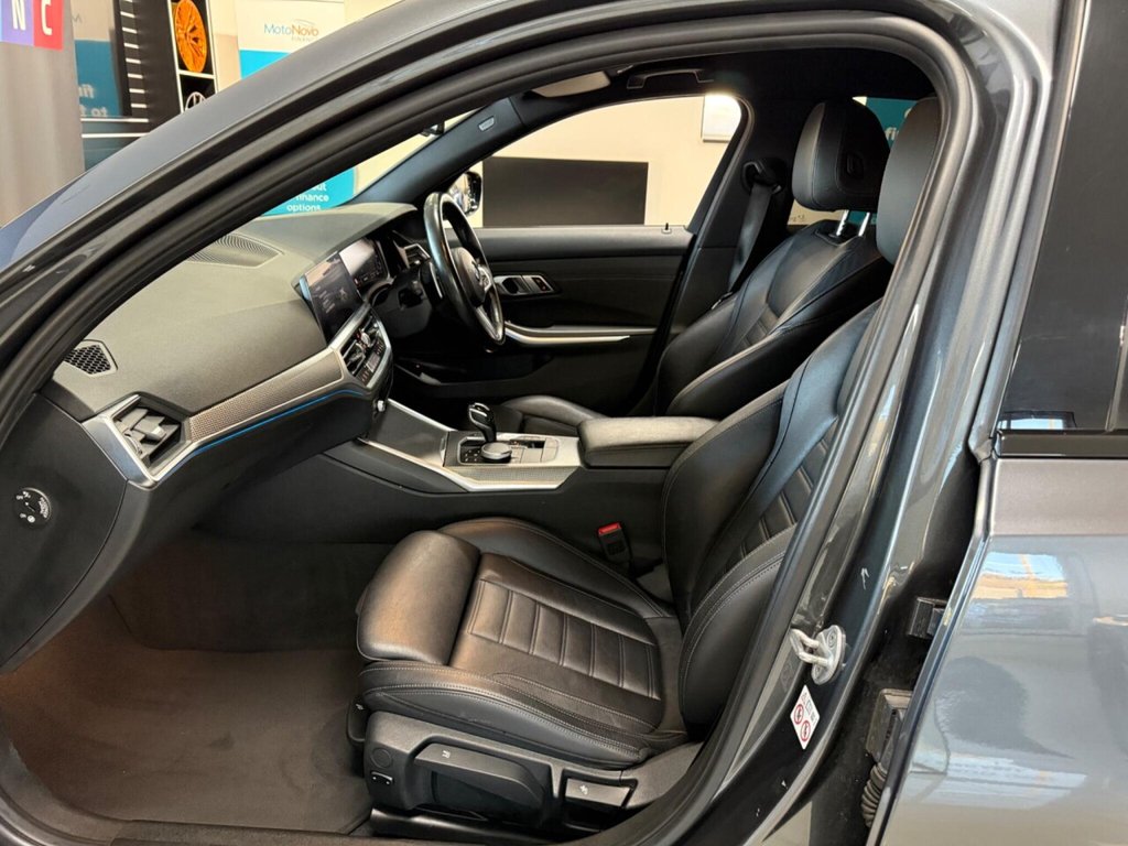 Used BMW 3 Series 2021 for sale - 76698792: Photo 40