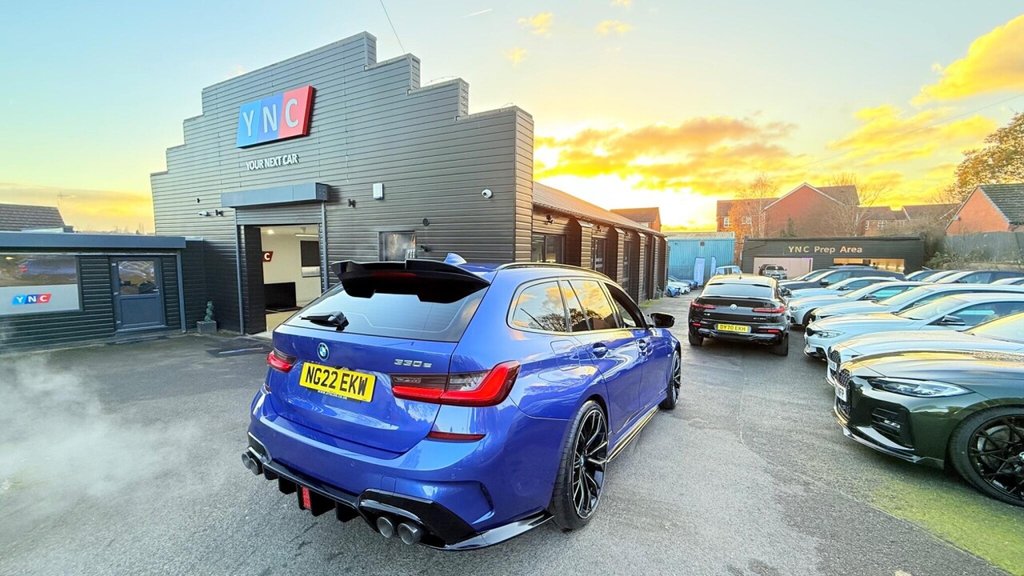 Used BMW 3 Series 2022 for sale - 76698878: Photo 1