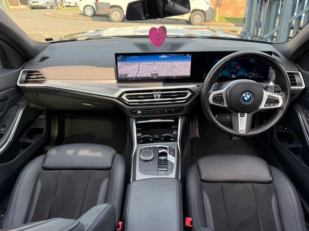 Used BMW 3 Series 2023 for sale - 77981529: Photo 2