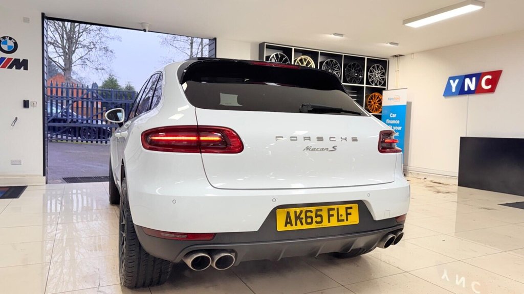 Used Porsche Macan 2015 for sale - 77031088: Photo 14