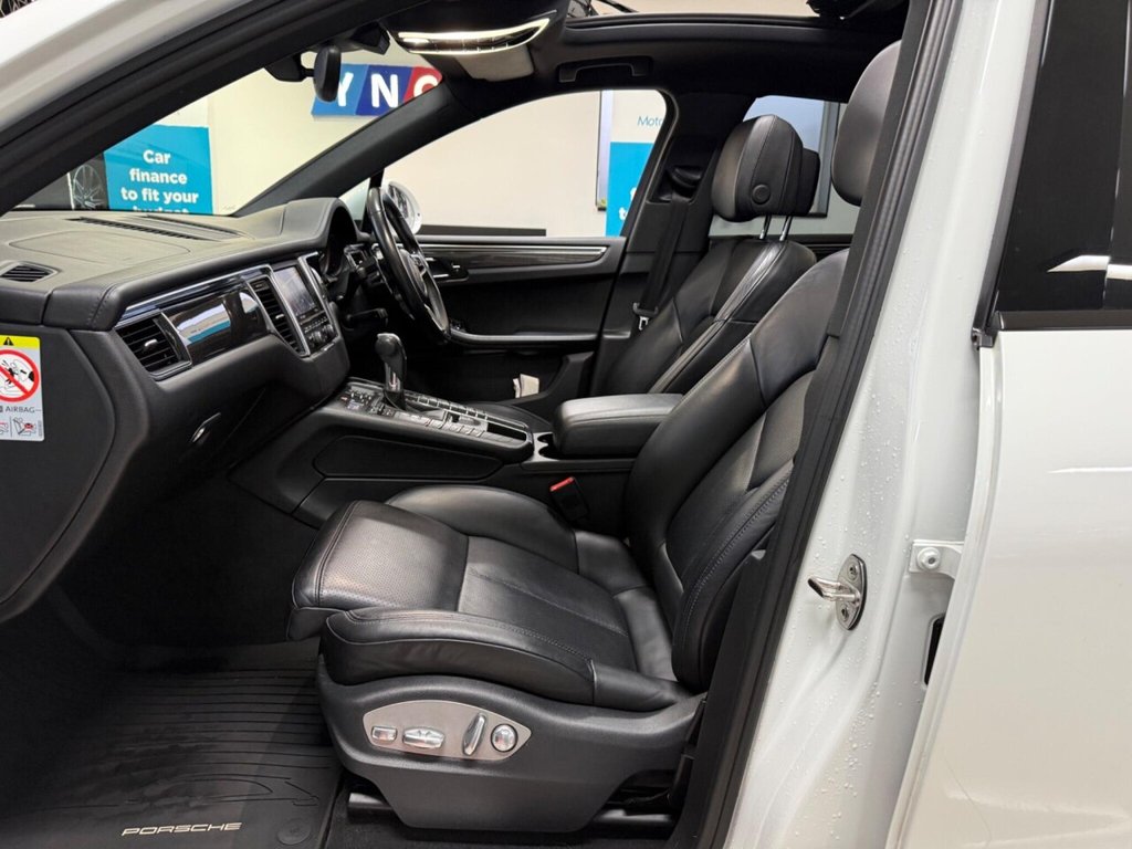 Used Porsche Macan 2015 for sale - 77031088: Photo 38