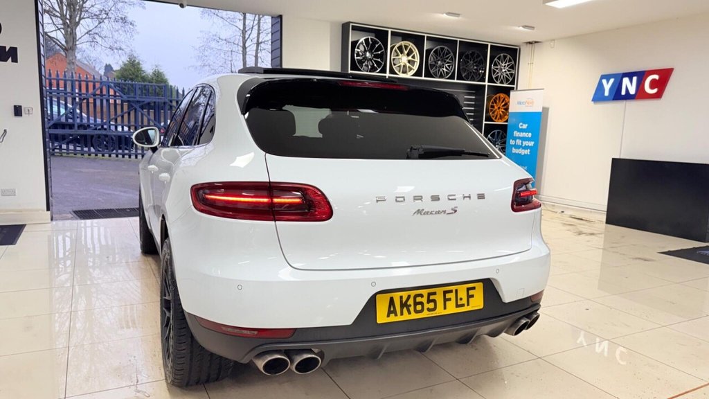 Used Porsche Macan 2015 for sale - 77031088: Photo 41