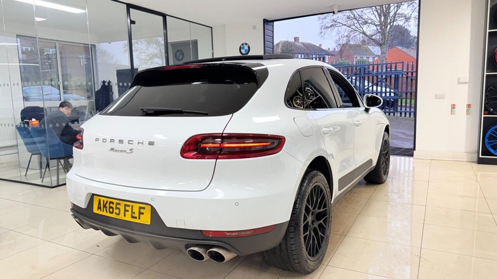 Used Porsche Macan 2015 for sale - 77031088: Photo 42